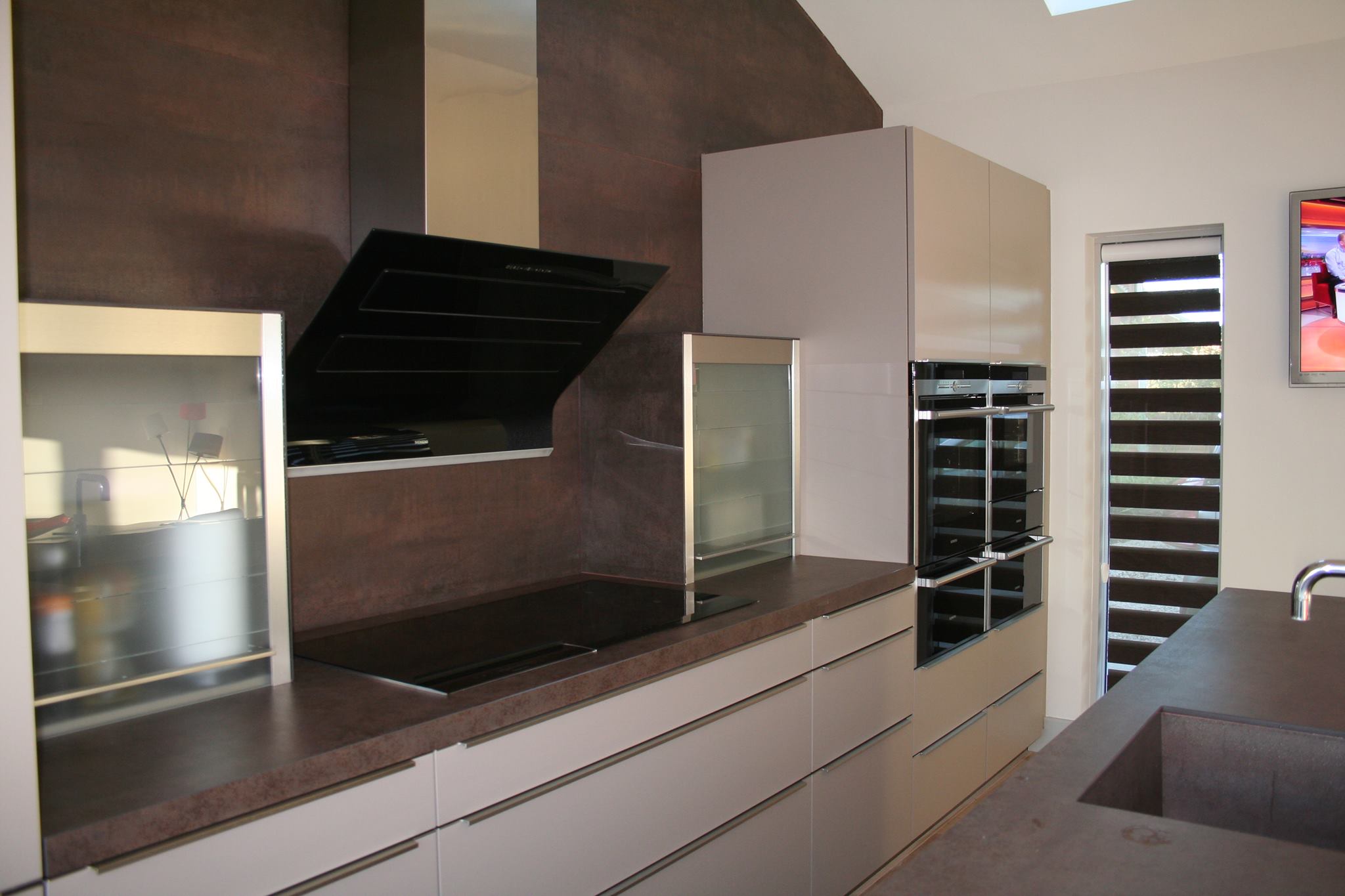LANO in Stone Grey, in Cambridge — a Rational kitchen by Kitchensmiths, with ceramic worktops (photograph 1 of 3)