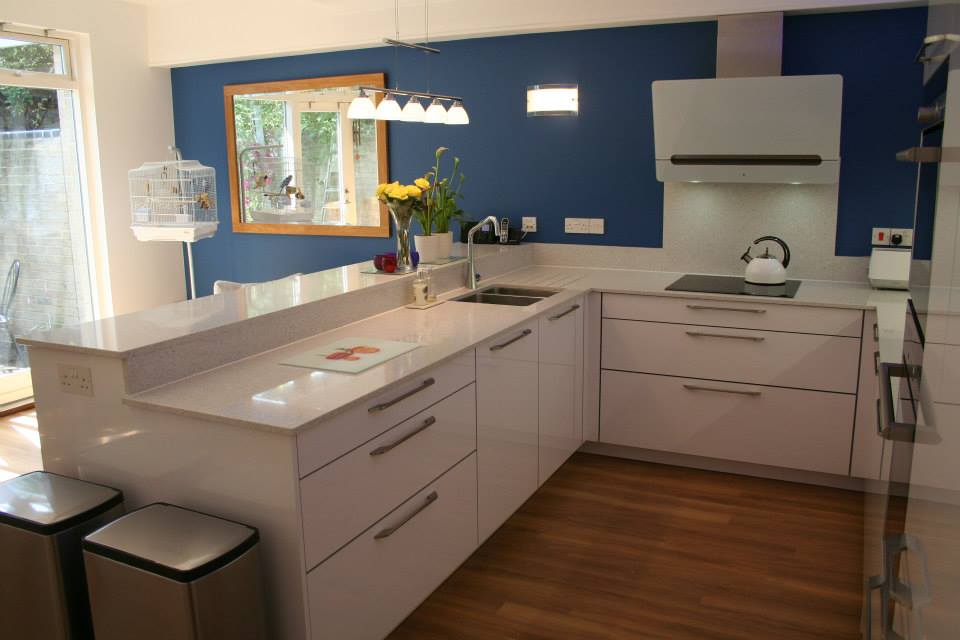 LANO in arctic white high gloss — a Rational kitchen by Kitchensmiths (photograph 2 of 3)