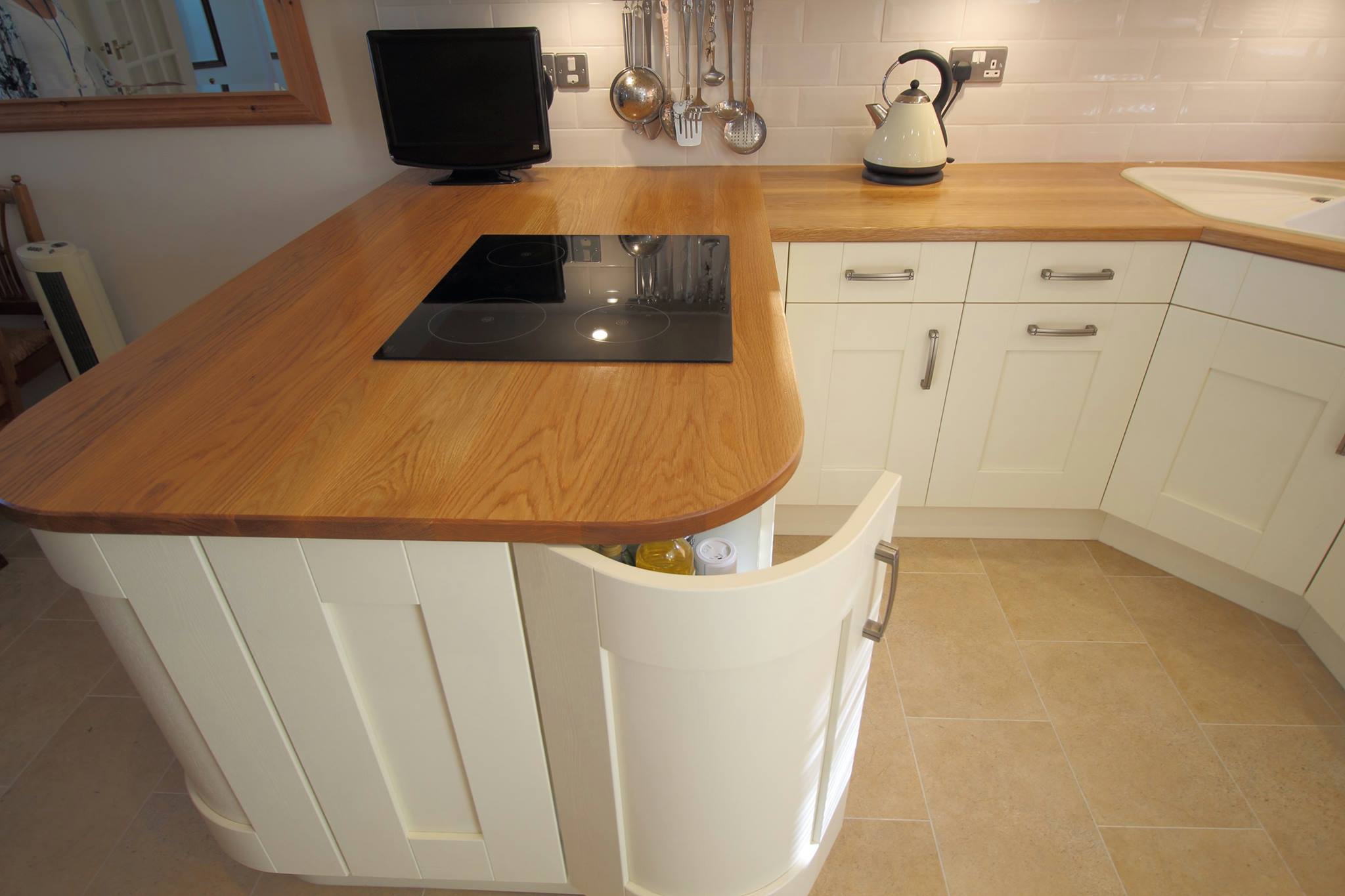 Broxbourne in Ivory, with solid oak — a Stoneham kitchen by Kitchensmiths, with solid oak worktops (photograph 2 of 5)