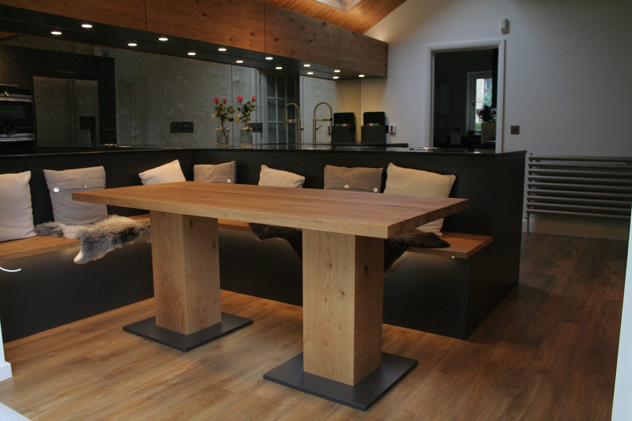 Lava, with knotty oak — a BAX kitchen by Kitchensmiths (photograph 4 of 6)