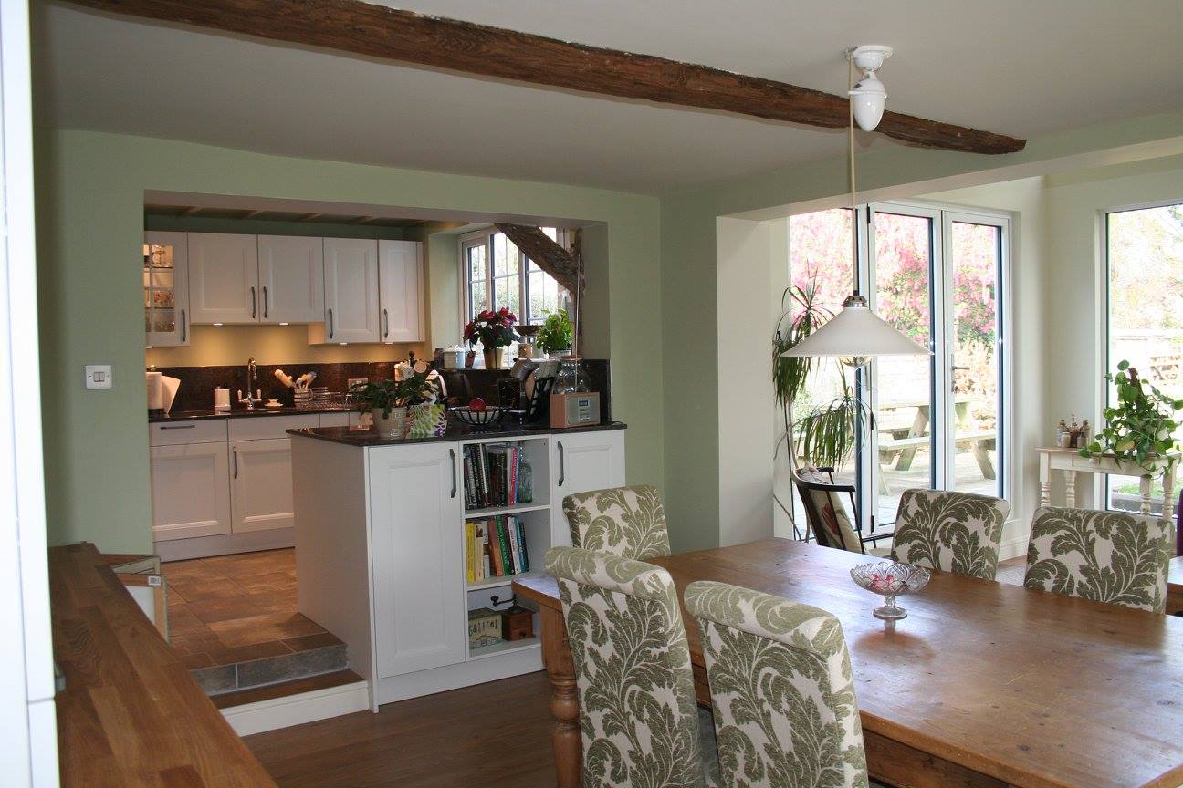 Traditional, in Antique Labrador — a kitchen by Kitchensmiths (photograph 8 of 8)