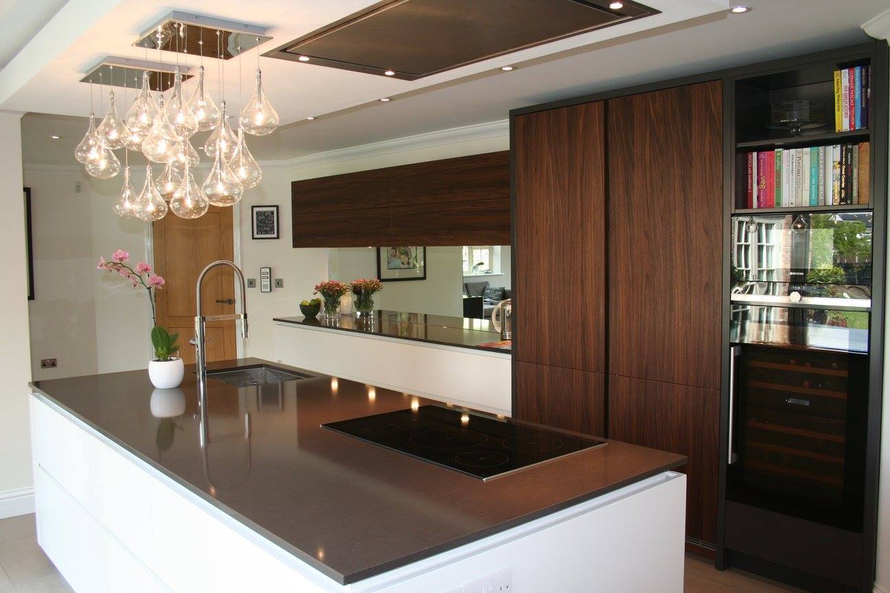 Handleless Tetra, with Silestone Merope — a BAX kitchen by Kitchensmiths, with silestone Merope worktops (photograph 3 of 13)