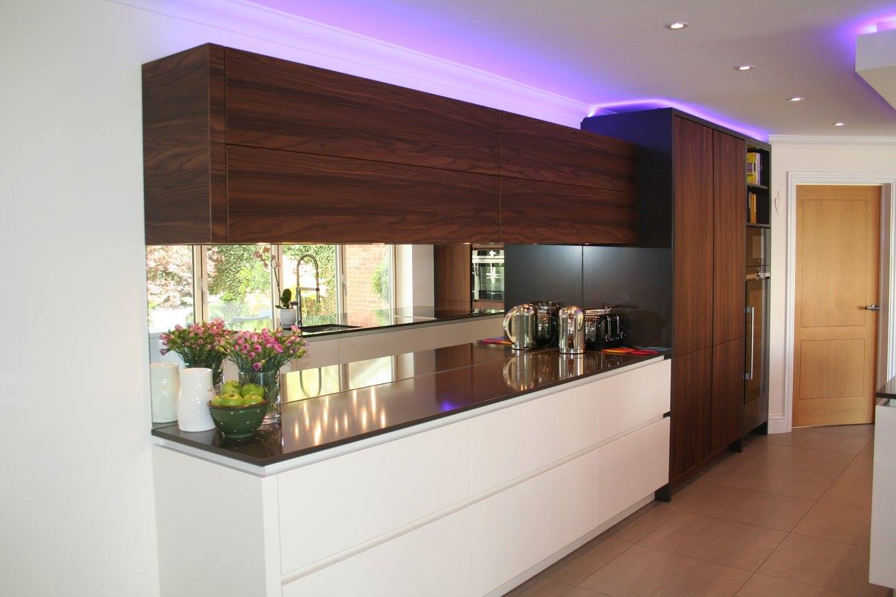 Handleless Tetra, with Silestone Merope — a BAX kitchen by Kitchensmiths, with silestone Merope worktops (photograph 10 of 13)