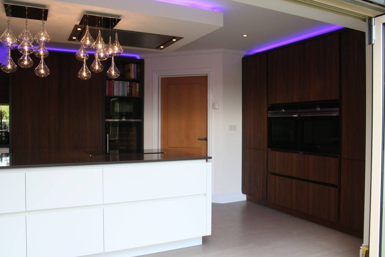 Handleless Tetra, with Silestone Merope — a BAX kitchen by Kitchensmiths, with silestone Merope worktops (photograph 12 of 13)