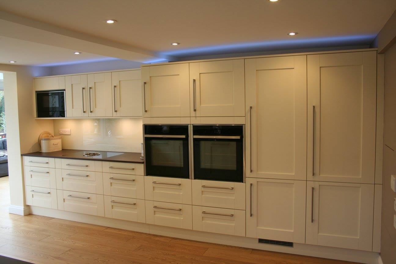 Traditional shaker, with colour-change lighting — a Stoneham kitchen by Kitchensmiths (photograph 8 of 8)