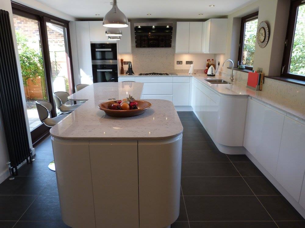 Go with the Flow — a Stoneham kitchen by Kitchensmiths (photograph 8 of 8)