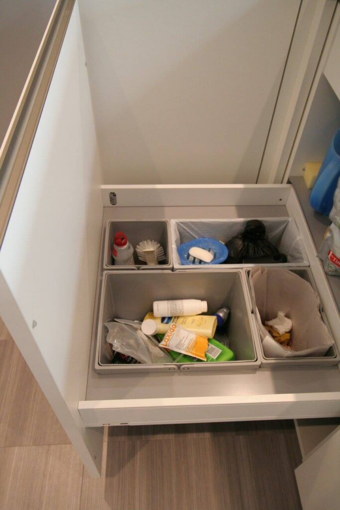 TIO in Polar White — a Rational kitchen by Kitchensmiths, with corian worktops (photograph 2 of 8)