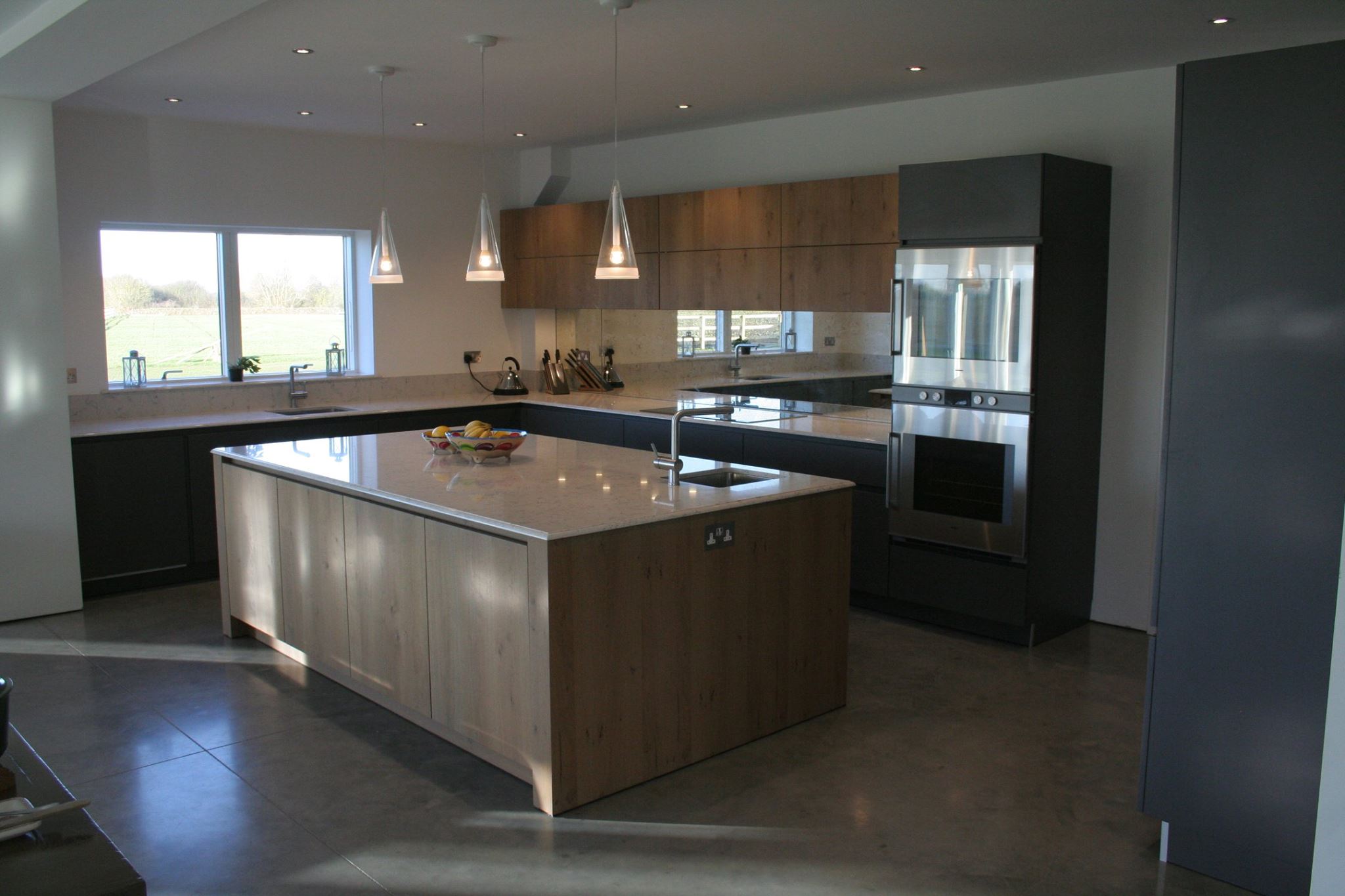 Ocean Grey Oak and anthracite — a BAX kitchen by Kitchensmiths, with silestone worktops (photograph 3 of 5)