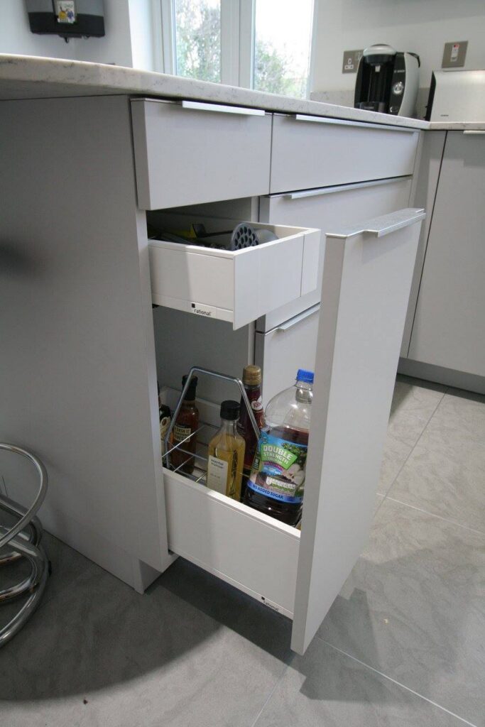 Zero, with Silestone — a Rational kitchen by Kitchensmiths, with silestone worktops (photograph 4 of 5)