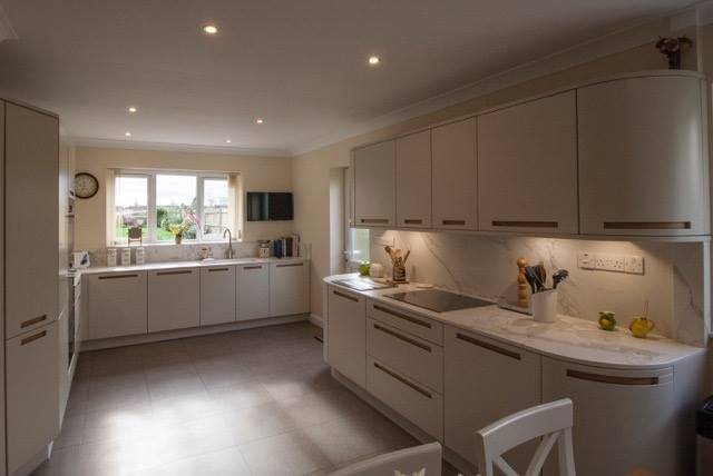 Holwood, with Dekton