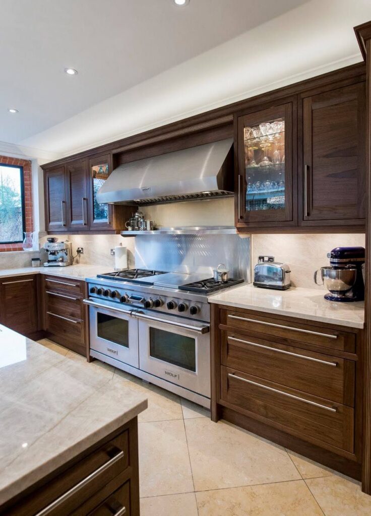 Marlborough, in-frame — a Stoneham kitchen by Kitchensmiths (photograph 2 of 6)