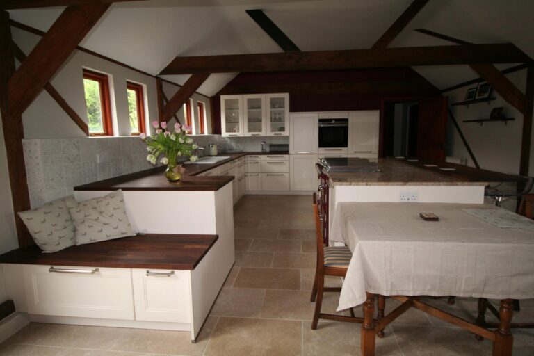 Another German kitchen by Kitchensmiths