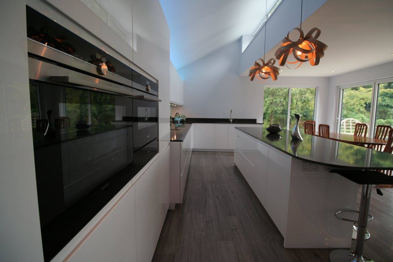 Solo, with Carbano quartz — a Rational kitchen by Kitchensmiths, with silestone Carbano worktops (photograph 5 of 7)