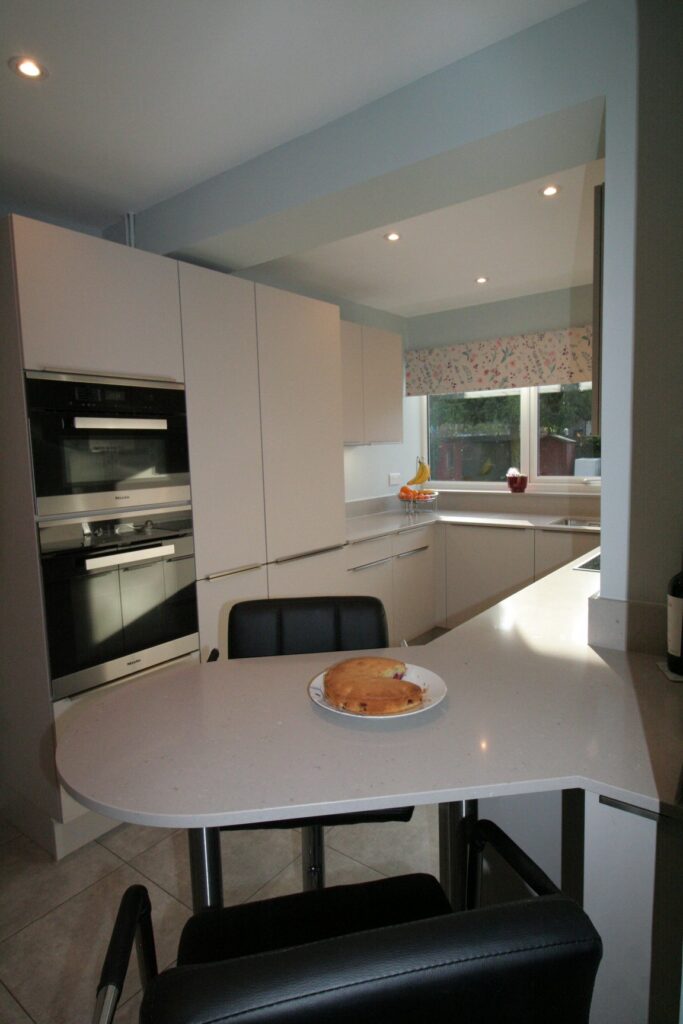 Diffuse TT in Cashmere, with utility — a Stoneham kitchen by Kitchensmiths, with silestone Royal Reef worktops (photograph 5 of 8)