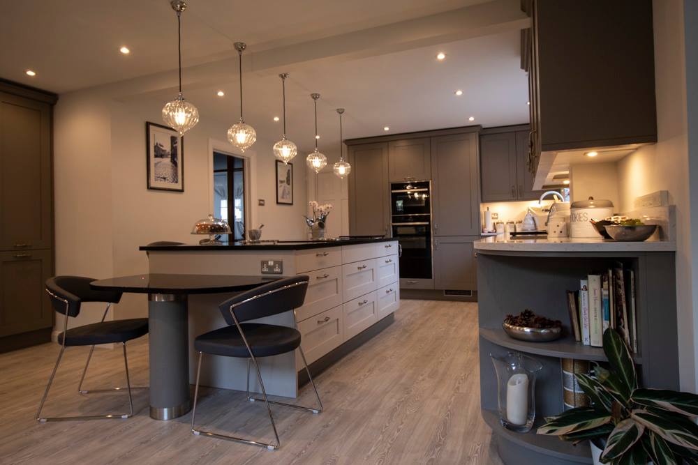 Brushed oak Aspen in Cashmere and Moles Taupe — a Stoneham kitchen by Kitchensmiths, with silestone Lyra worktops (photograph 2 of 5)