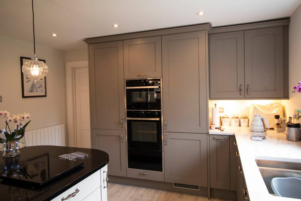 Brushed oak Aspen in Cashmere and Moles Taupe — a Stoneham kitchen by Kitchensmiths, with silestone Lyra worktops (photograph 4 of 5)
