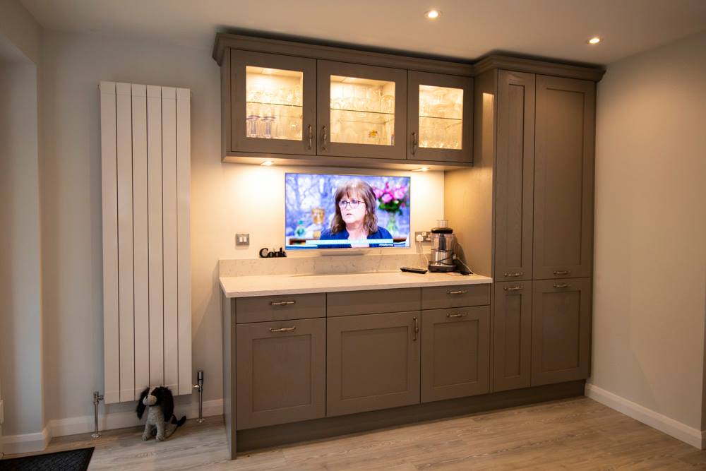 Brushed oak Aspen in Cashmere and Moles Taupe — a Stoneham kitchen by Kitchensmiths, with silestone Lyra worktops (photograph 5 of 5)