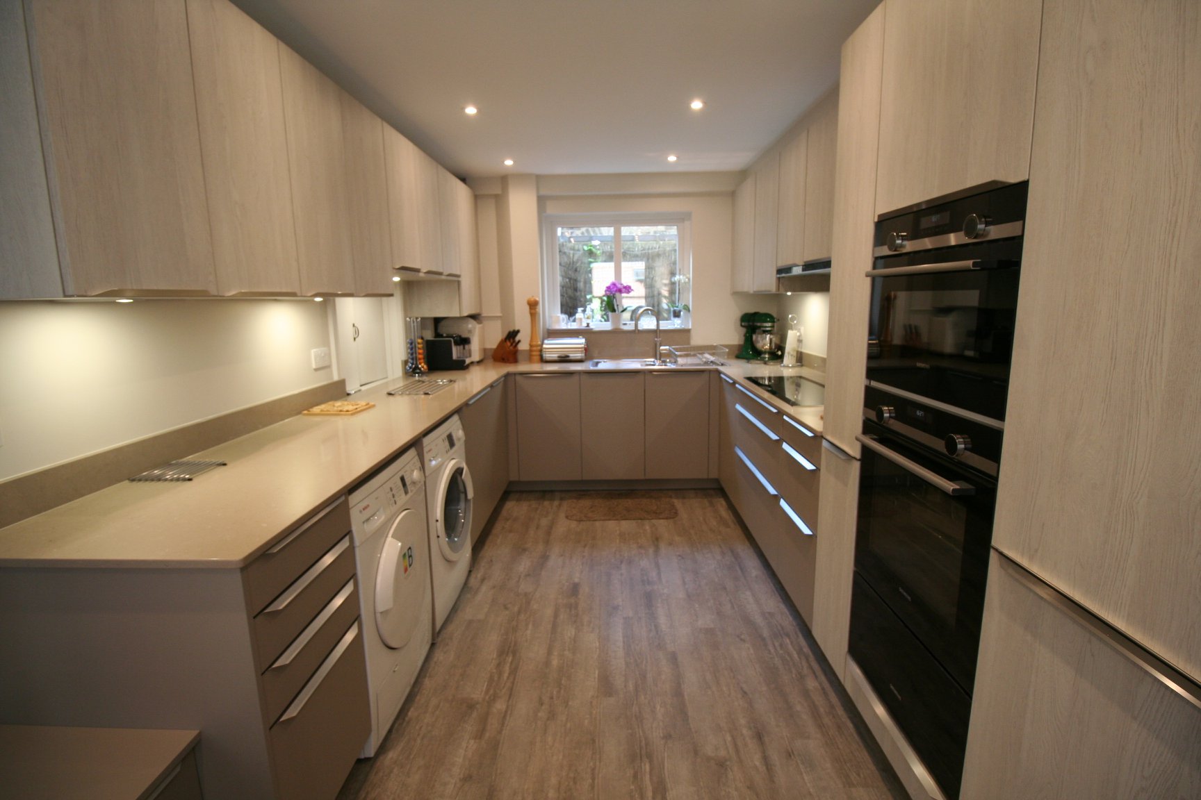 Mahlzeit in Pearly Oak and Stone Grey — a Rational kitchen by Kitchensmiths (photograph 2 of 6)