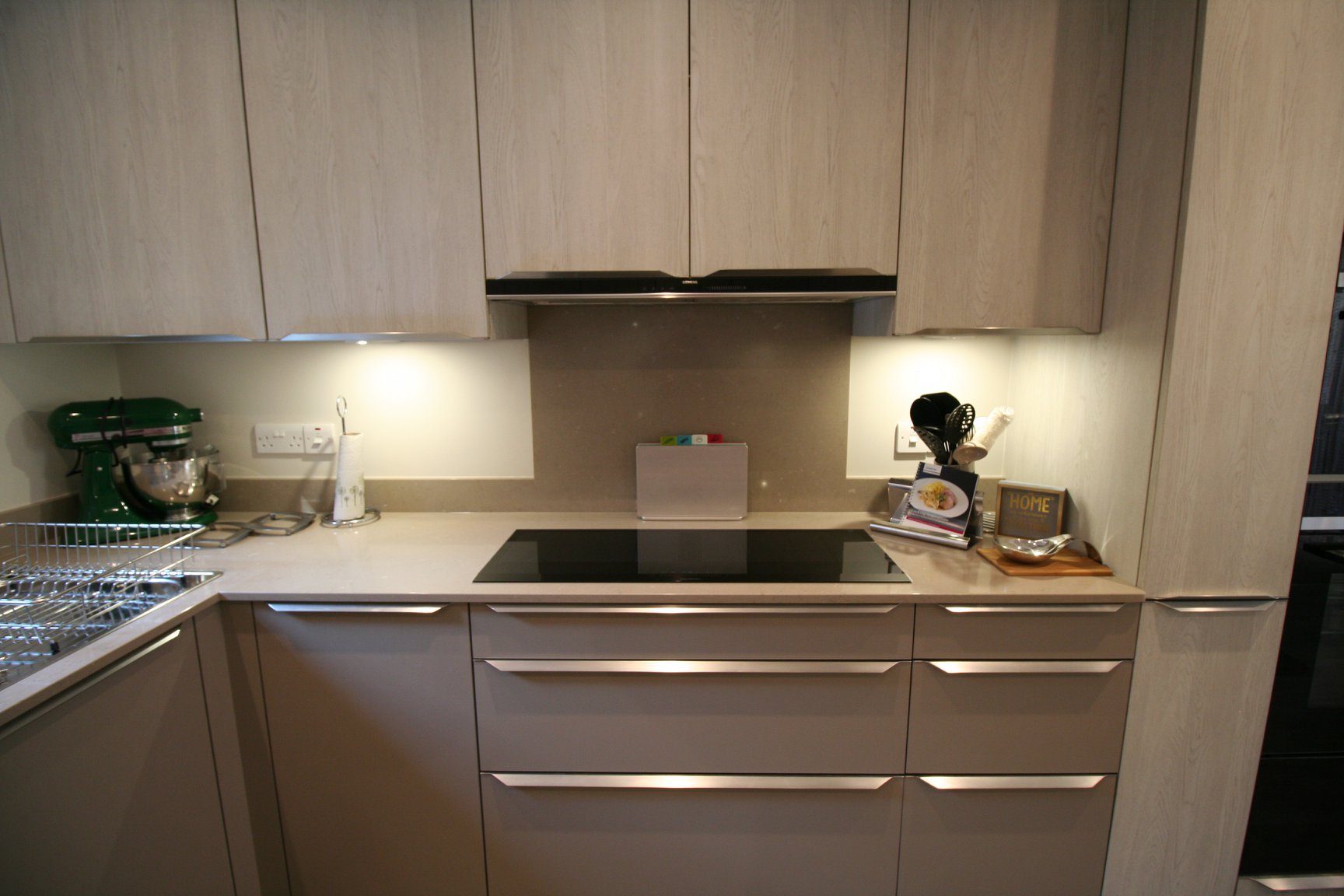 Mahlzeit in Pearly Oak and Stone Grey — a Rational kitchen by Kitchensmiths (photograph 3 of 6)