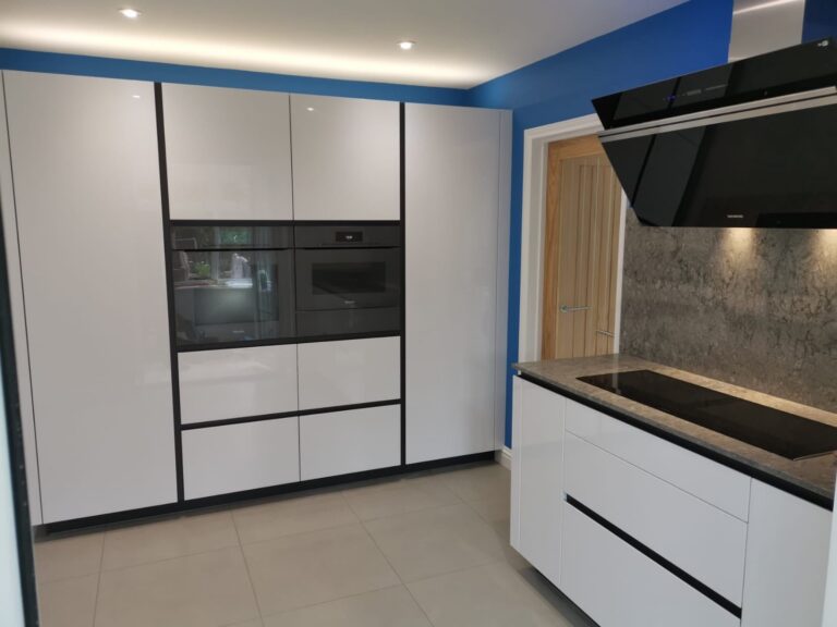White high gloss TIO