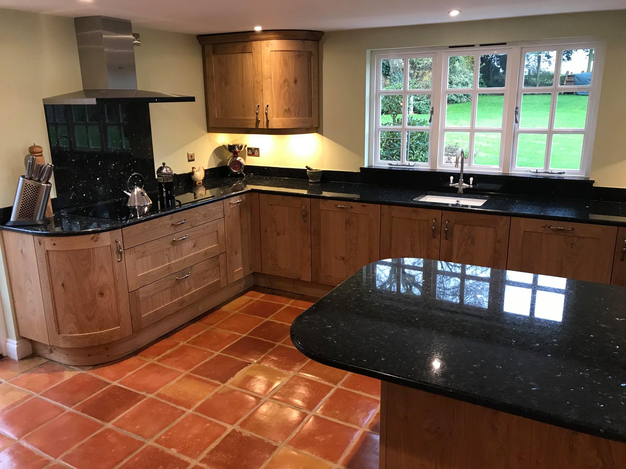 Lullingstone in character oak — a Stoneham kitchen by Kitchensmiths (photograph 1 of 7)