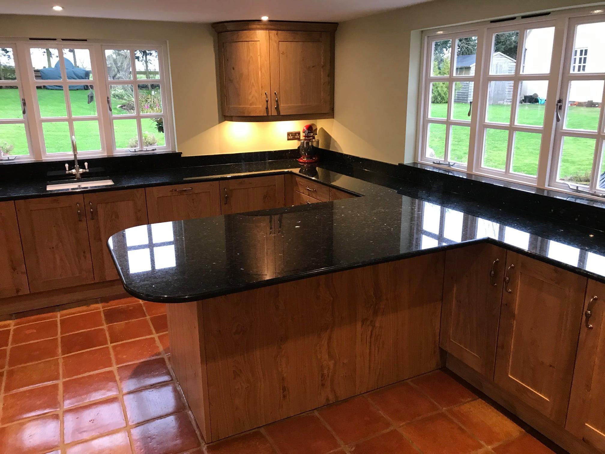 Lullingstone in character oak — a Stoneham kitchen by Kitchensmiths (photograph 2 of 7)