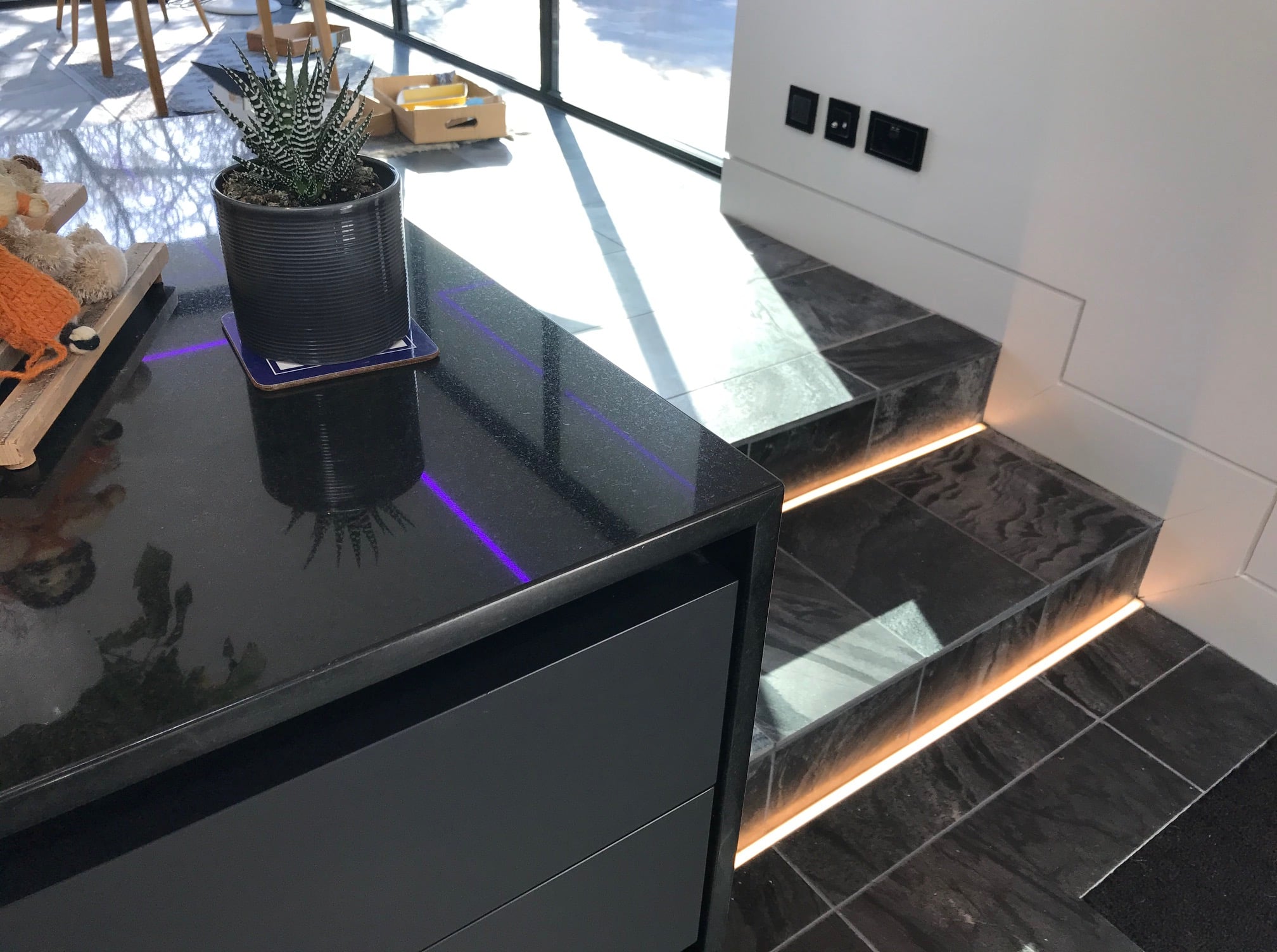 Back to black — a BAX kitchen by Kitchensmiths, with granite worktops (photograph 6 of 9)