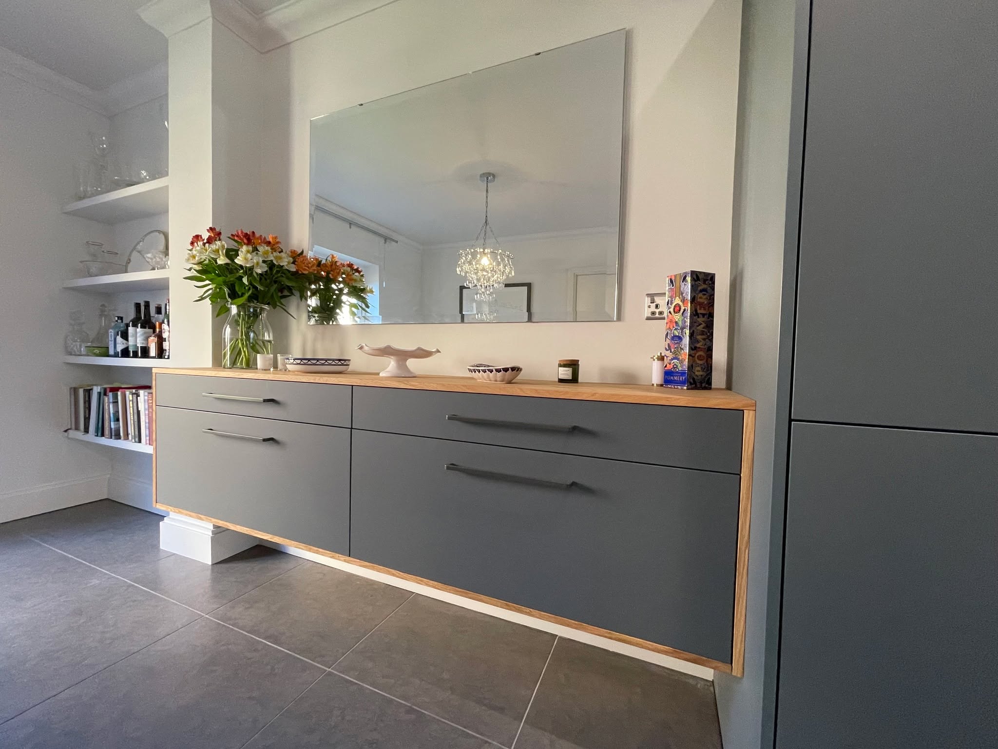 Fenix and rich contrast — a Sachsenküchen kitchen by Kitchensmiths (photograph 2 of 7)