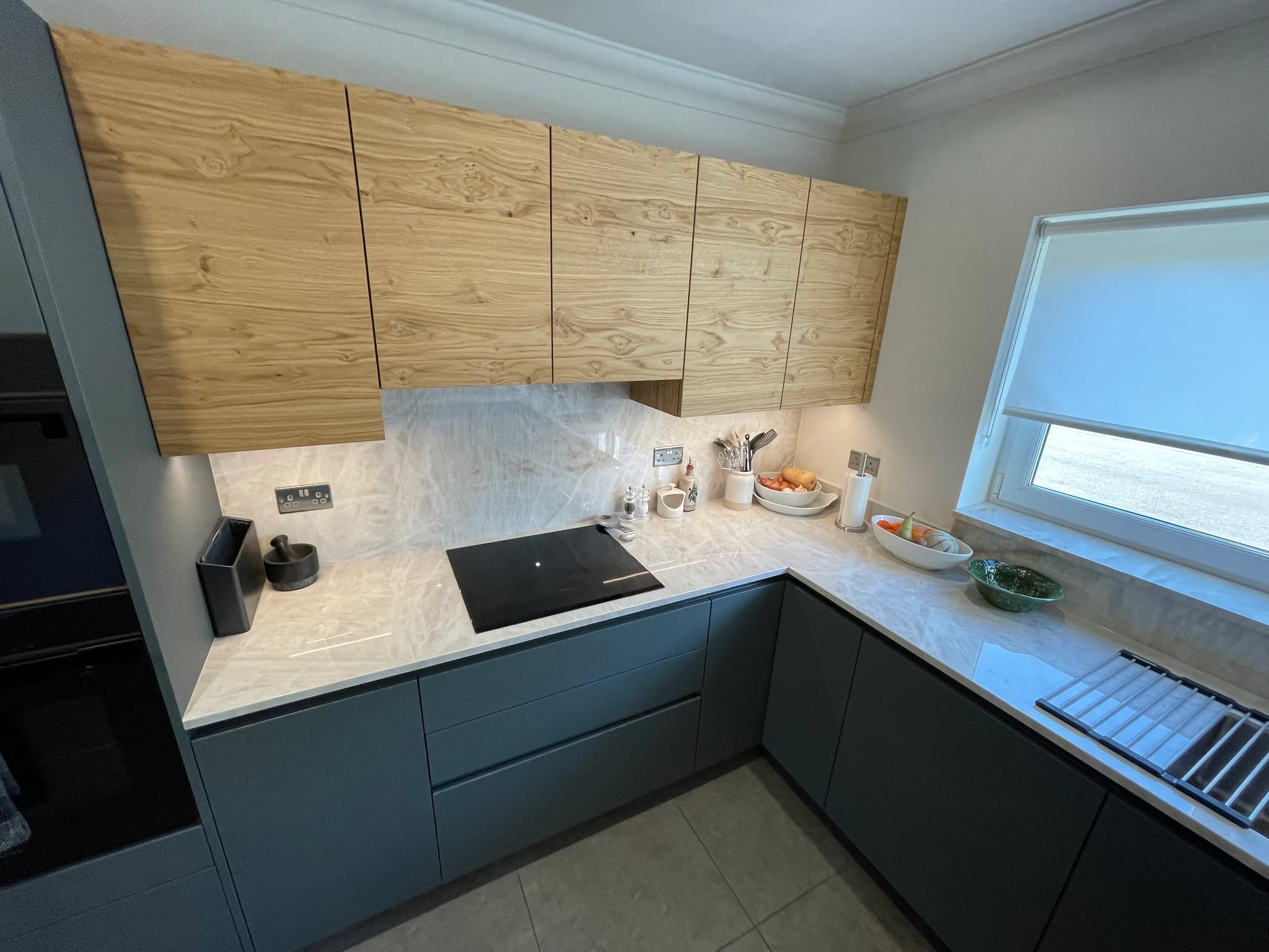 Fenix and rich contrast — a Sachsenküchen kitchen by Kitchensmiths (photograph 5 of 7)