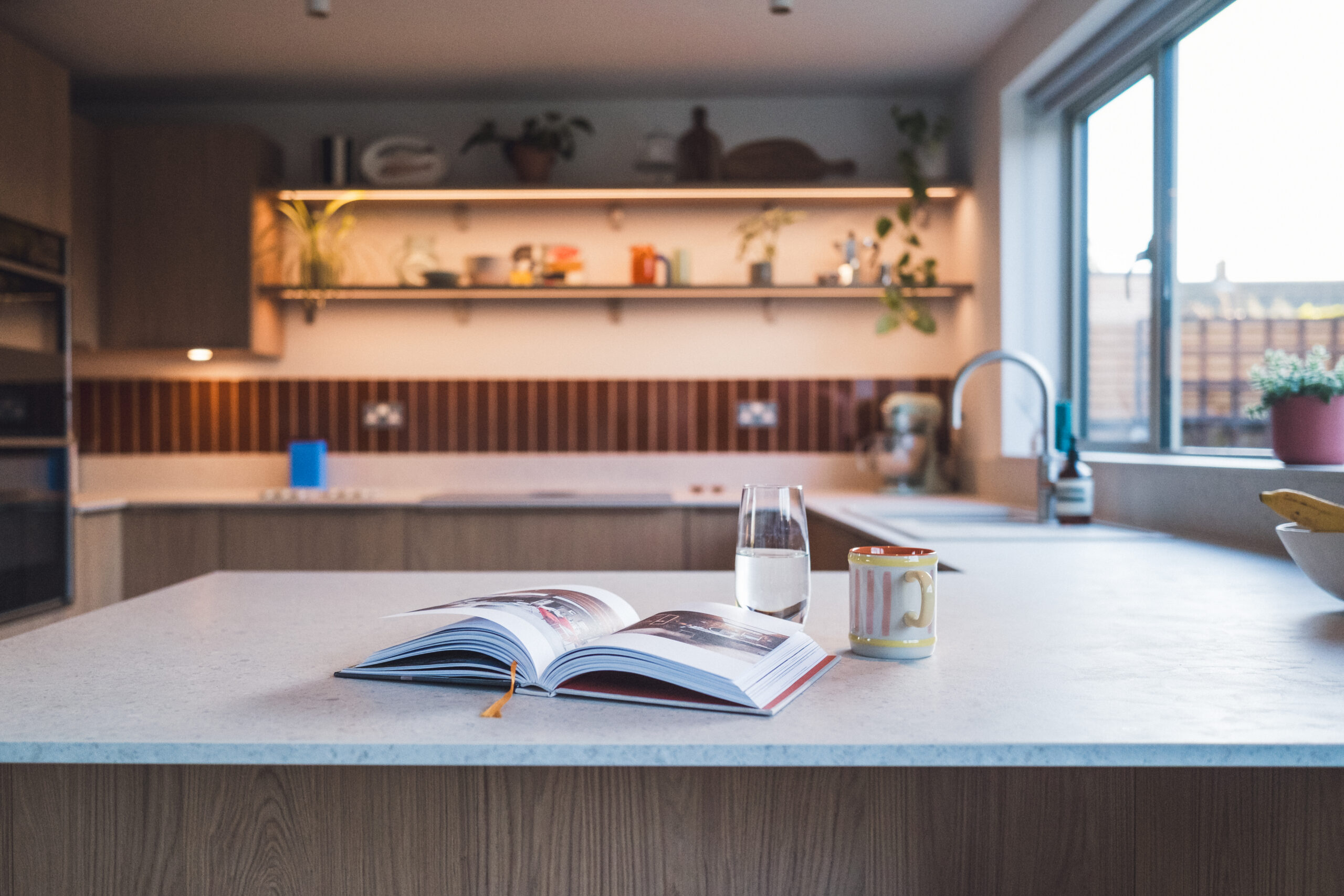 Casella Oak and Stone Tambora — a Sachsenküchen kitchen by Kitchensmiths (photograph 10 of 16)